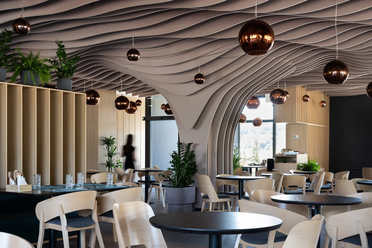 Restoran Piazza Vrdnik — enterijer